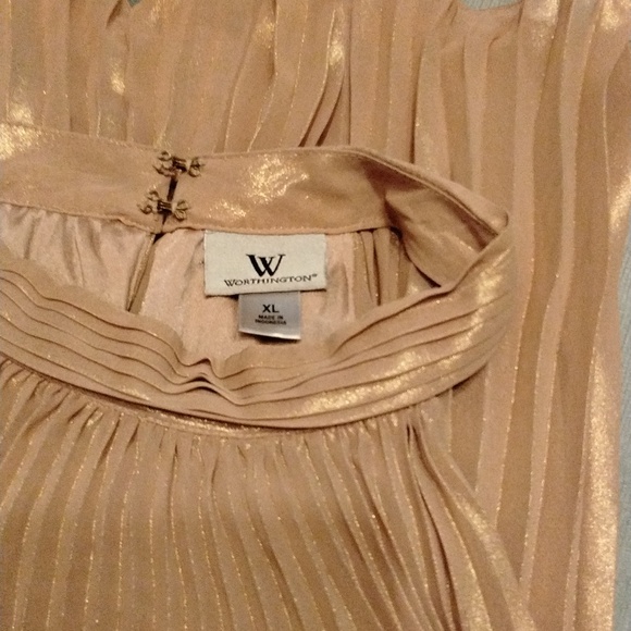 Women's accordion pleat formal champagne top by Worthington size XL Like New - Picture 5 of 5